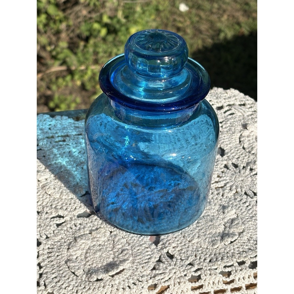 VTG TAKAHASHI BLUE Glass MCM APOTHECARY Jar GROUND GLASS DAISY LID ~ 8.25" Tall